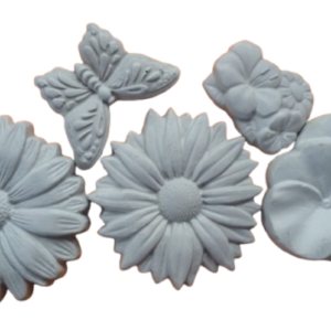 Set primavara 2020 - 5 figurine cu dimensiuni intre 6 si 8 cm